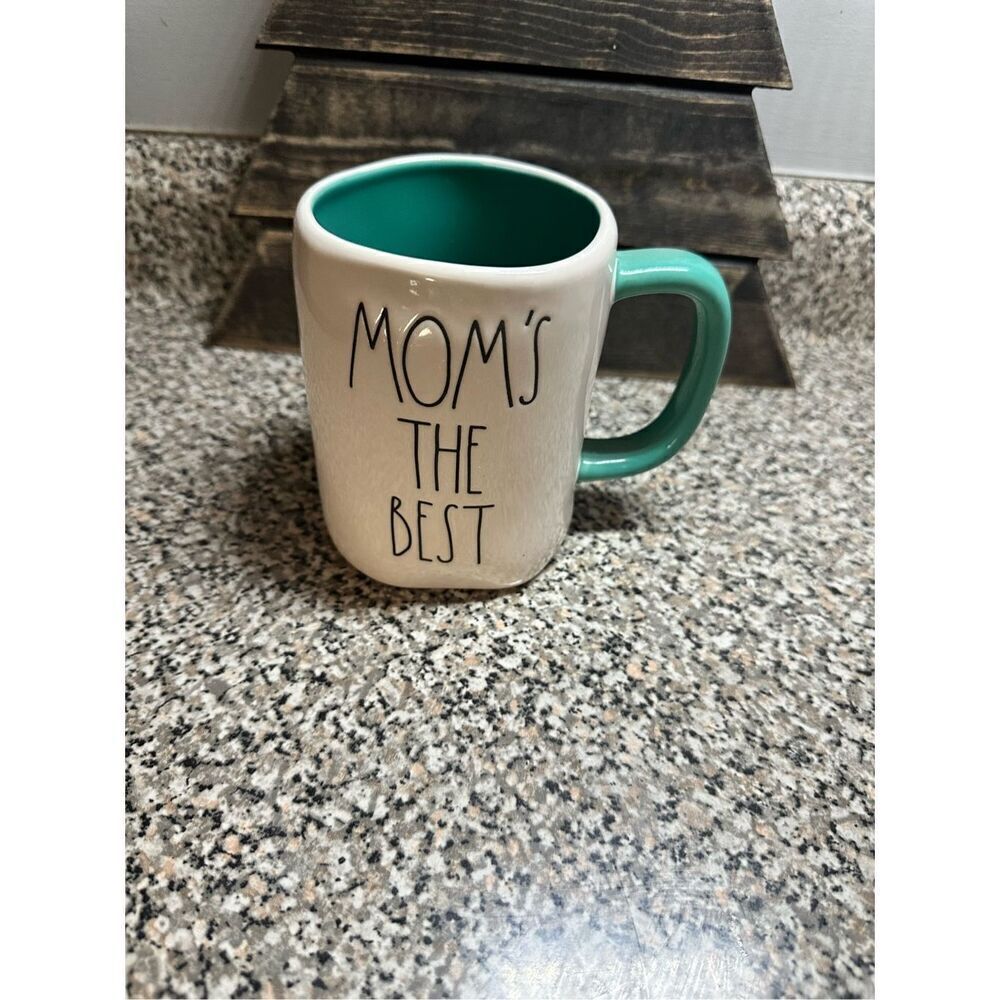 Rae Dunn MOM'S THE BEST Coffee Tea Mug Teal White with Handle
